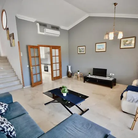 Feriehus Villa Lula In Tauro With Amazing View